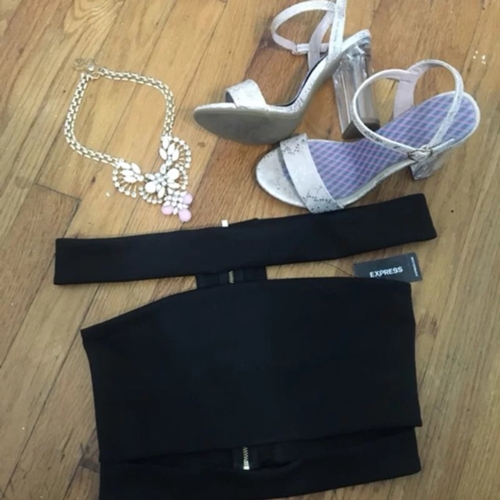 Express Crop Top